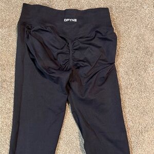 DFYNE Women's Black Leggings